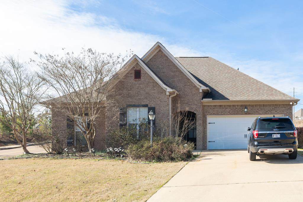 101 Breckenridge Dr - Photo 1