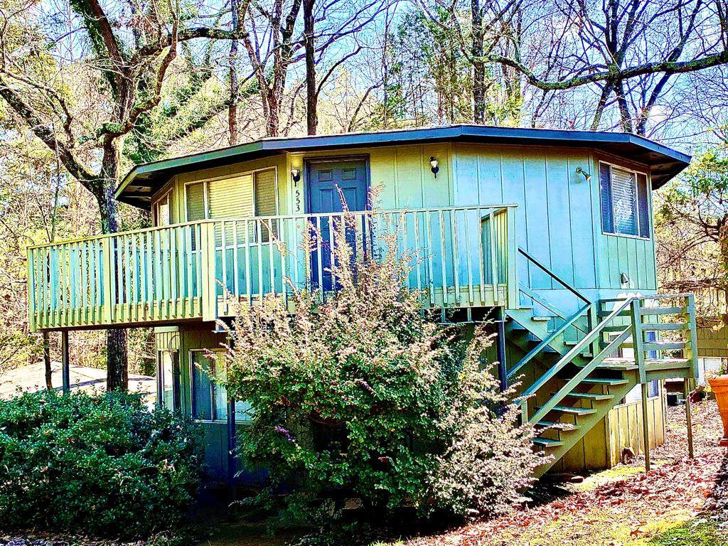 551 Hathorn - Photo 1