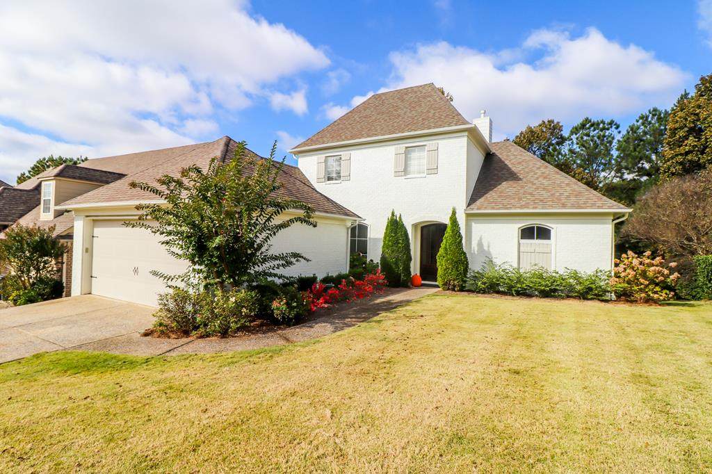 1011 Augusta Dr - Photo 1