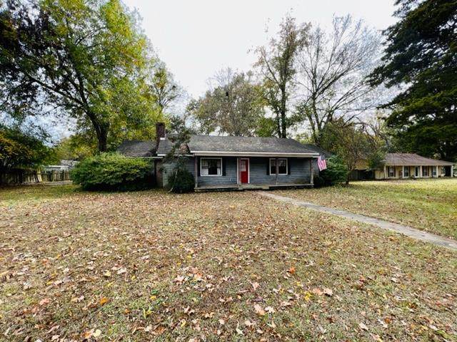204 Baker Street - Photo 1