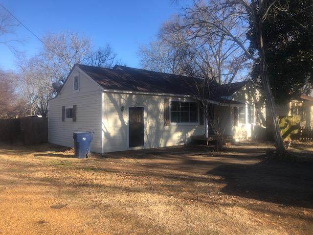 541 Pecan St - Photo 1