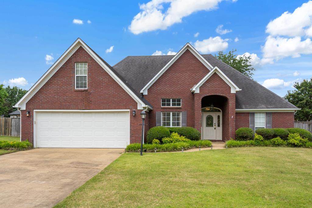 1008 Scarlett Dr - Photo 1