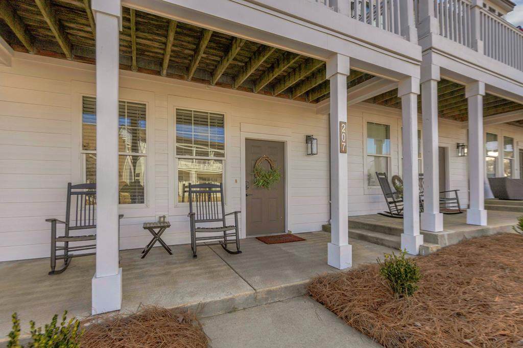 207 Town Center Dr. - Photo 1