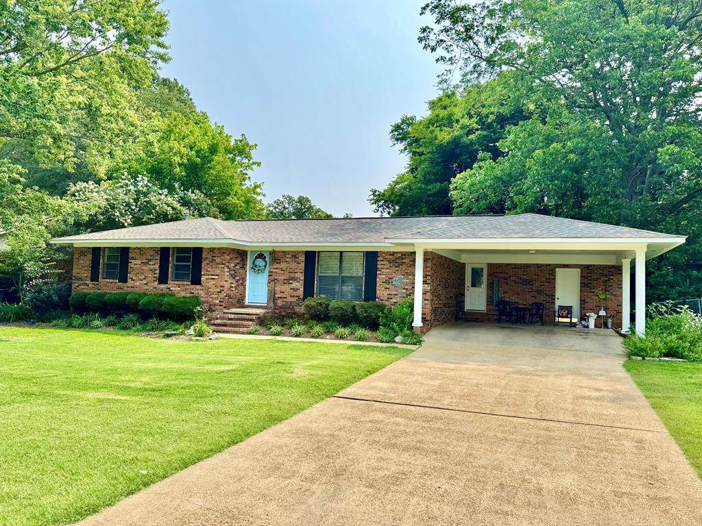 102 Westwood Drive - Photo 1