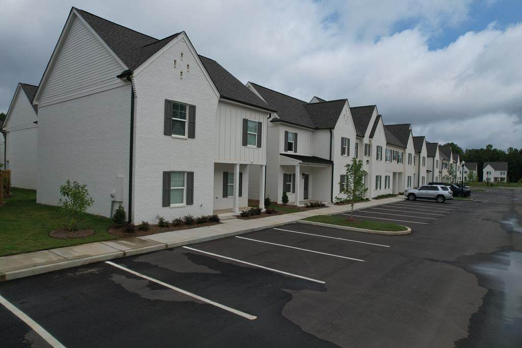 507 Meadow Crest Loop - Photo 1