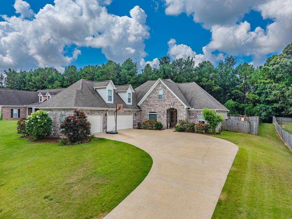 116 Taylor Circle - Photo 1