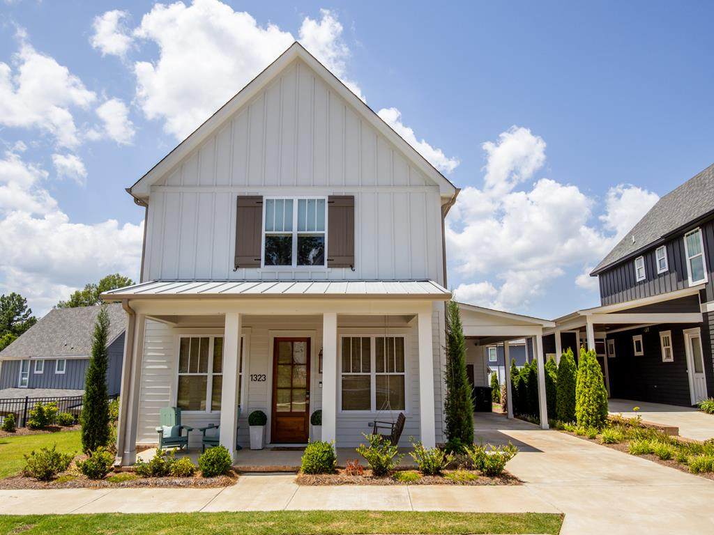 1323 Pleasant Drive - Photo 1