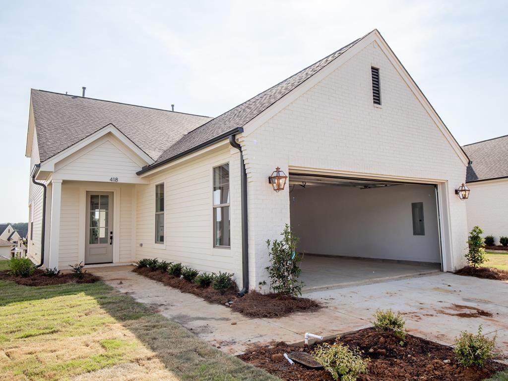 458 South Grove Drive - Photo 1