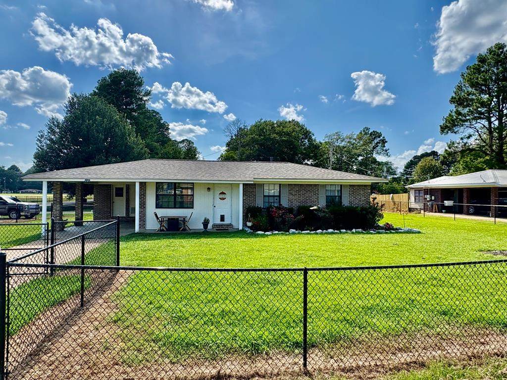122 Williams - Photo 1
