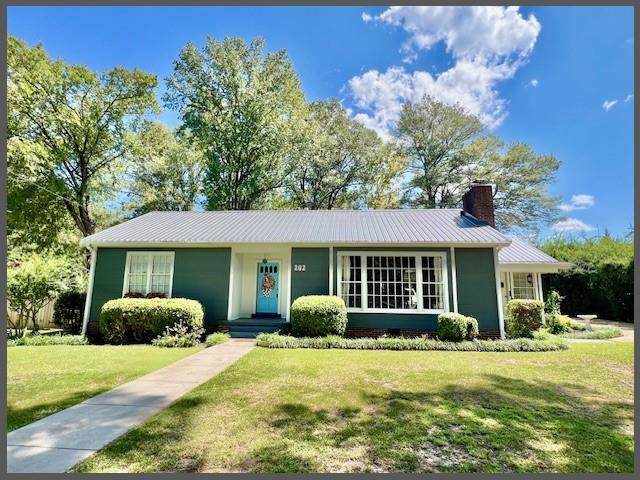 202 Bates Street - Photo 1