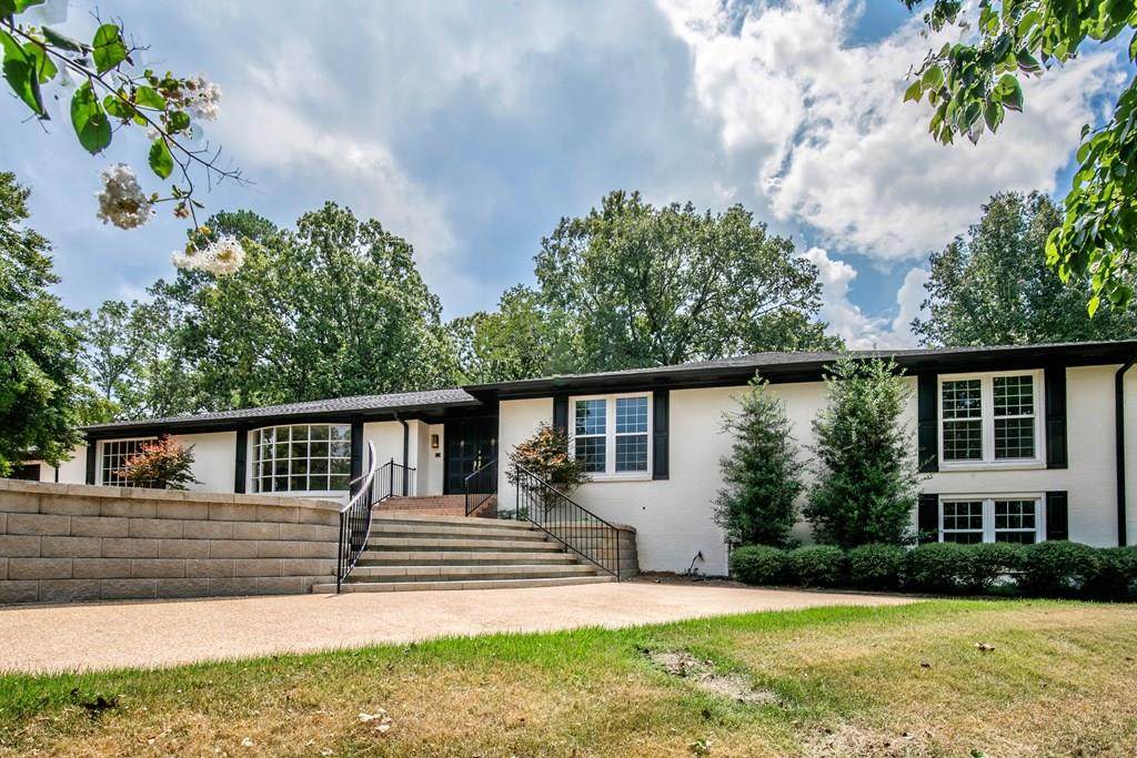 232 St Andrews Cir - Photo 1