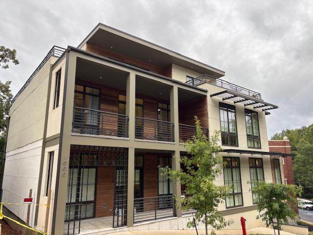 1000 Jefferson Avenue Unit B - Photo 1