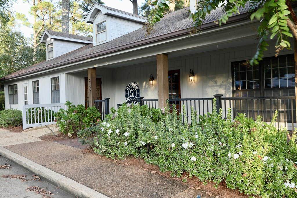 2155 South Lamar Blvd. - Photo 1