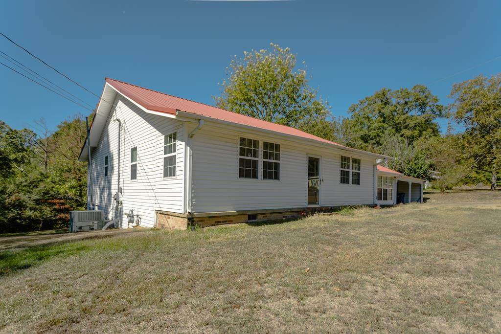 1625 N. Main St - Photo 1