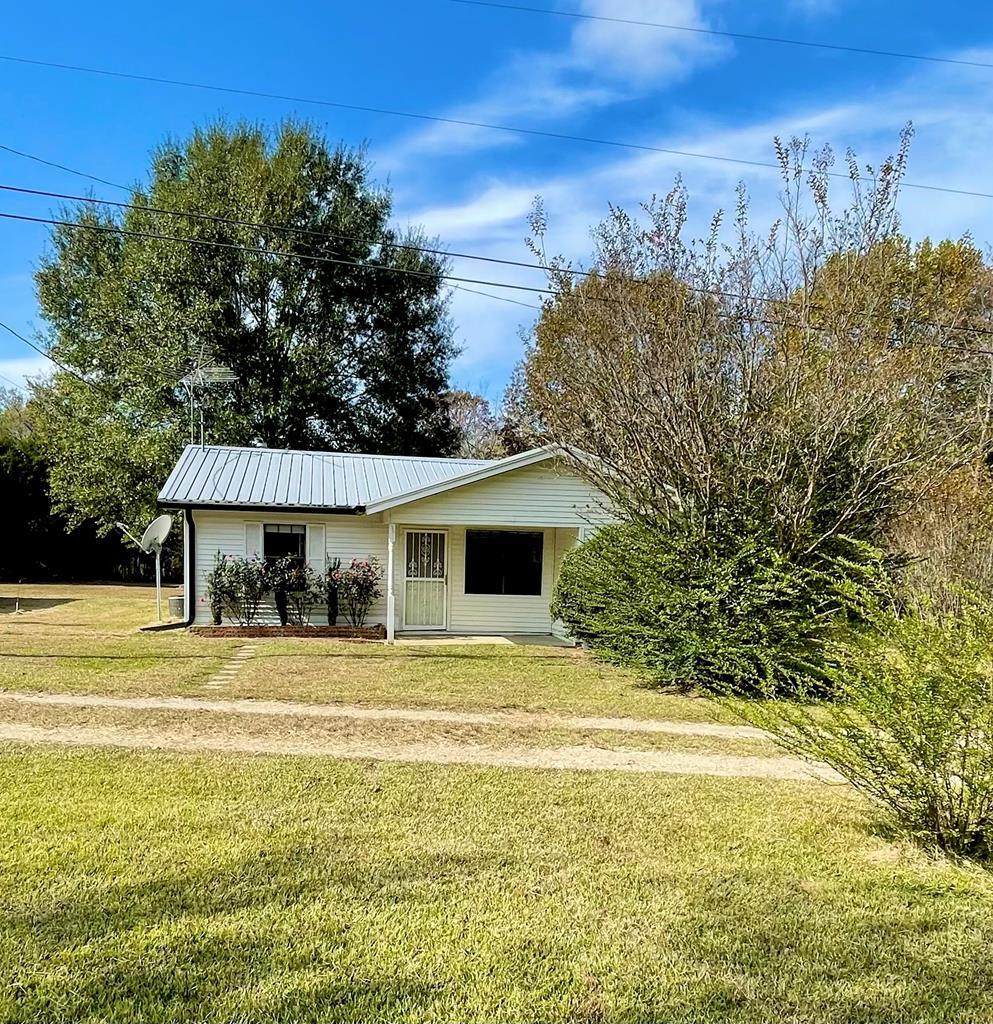 1738 Old Oxford Road - Photo 1