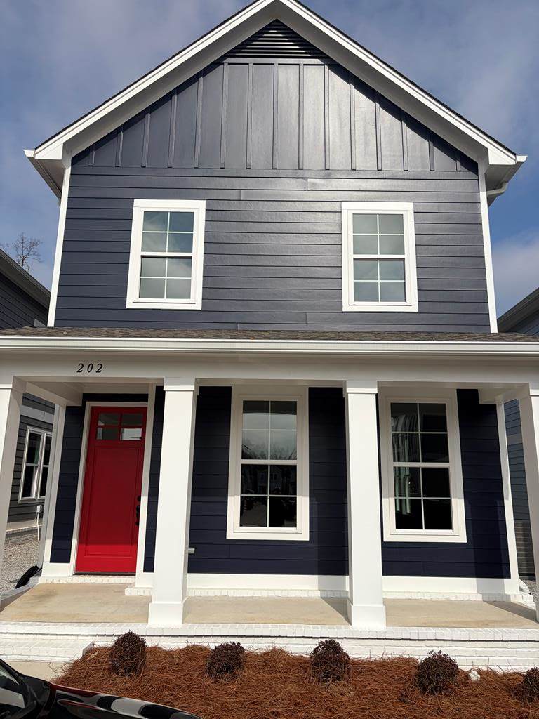 202 Honeysuckle Way - Photo 1