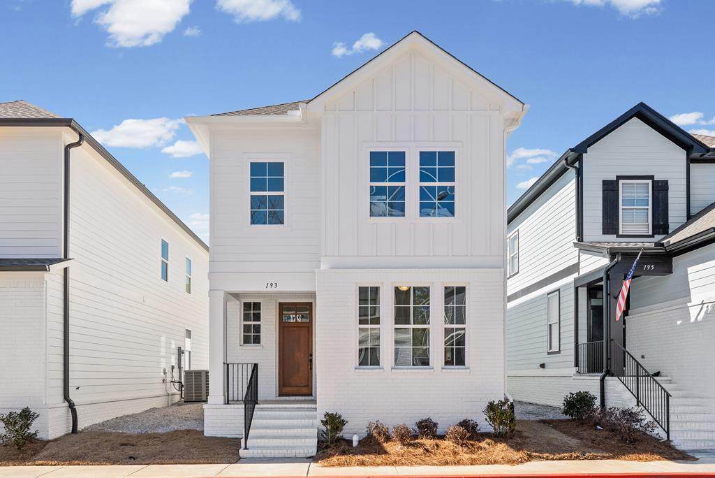 193 Honeysuckle Way - Photo 1