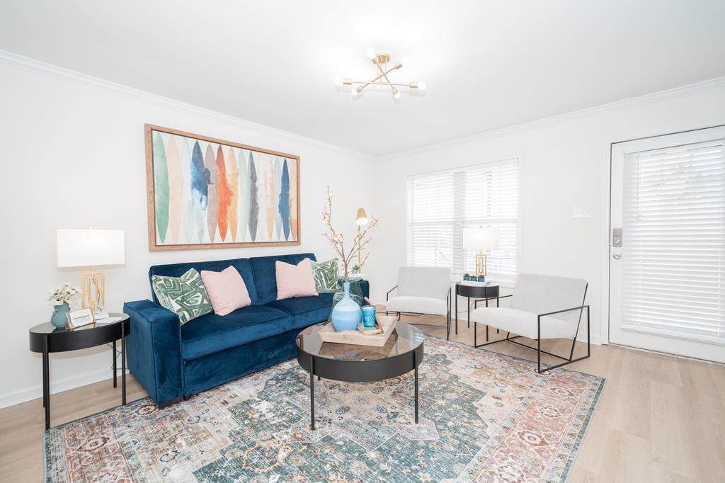 306 Park Lane - Photo 1