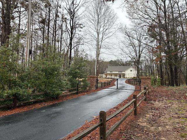 1050 Hwy 6 W - Photo 1