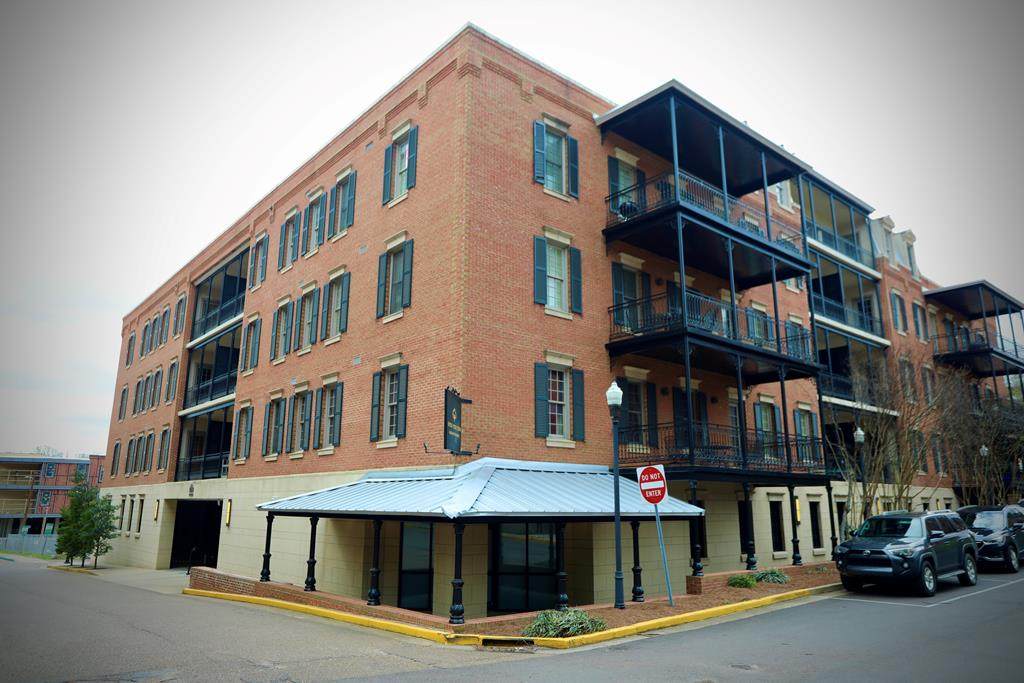 1300 Van Buren Unit 211 - Photo 1