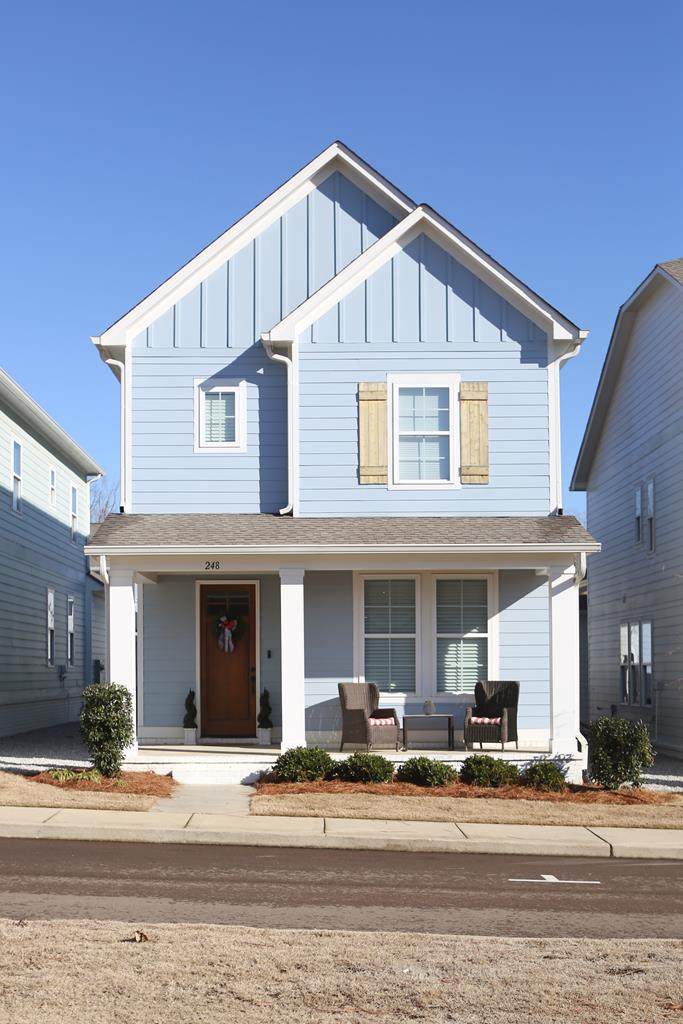 248 Hydrangea Drive - Photo 1