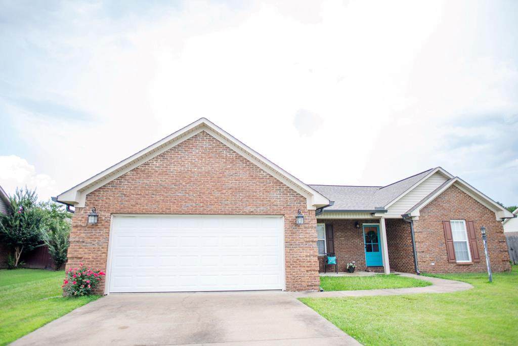 307 Mary Sue St - Photo 1