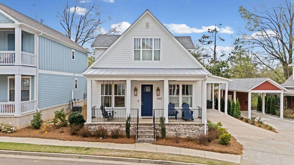 1302 Pleasant Dr - Photo 1