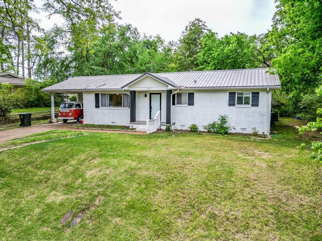 2202 Scott Street - Photo 1