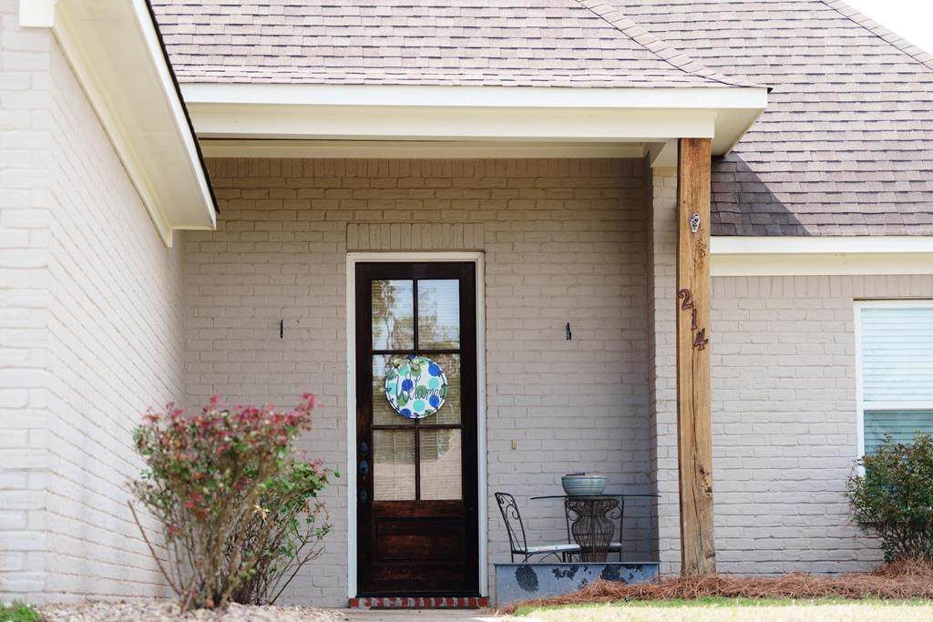 214 Forest Glen Dr - Photo 1