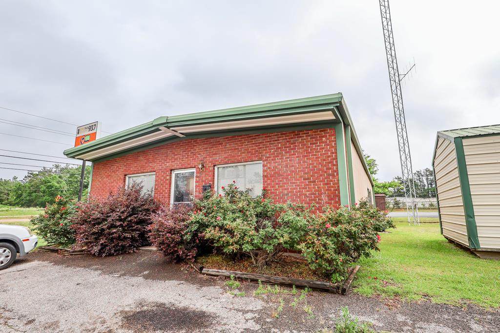 461 Highway 6 - Photo 1
