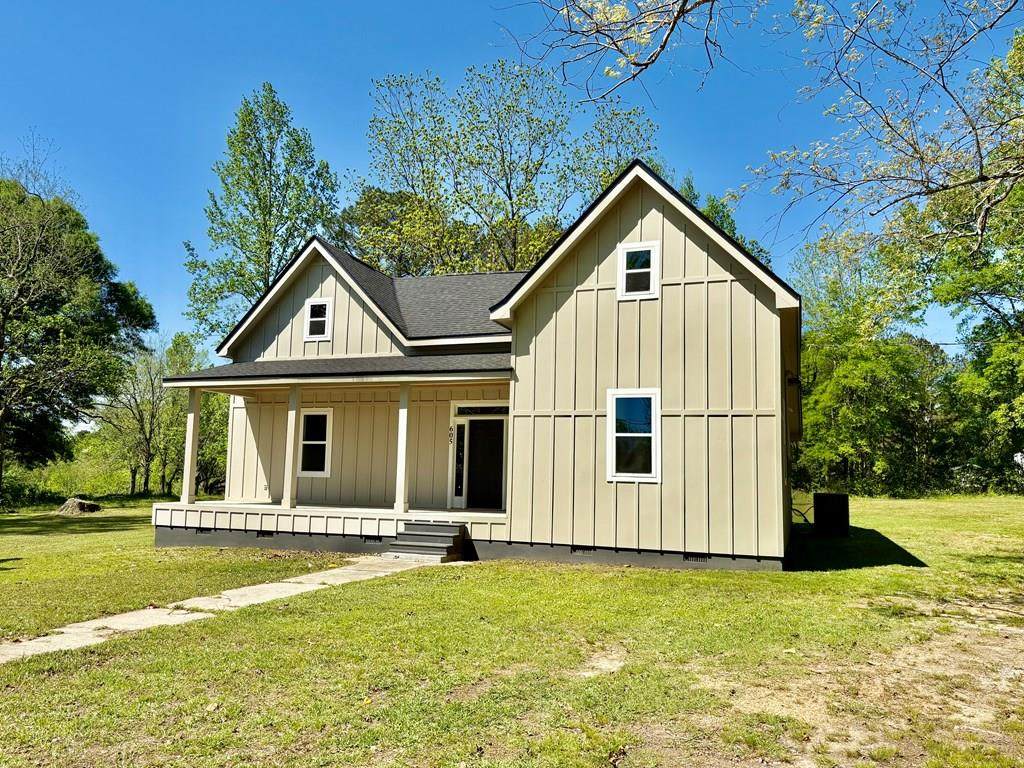 605 North Main Street - Photo 1