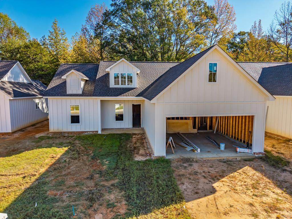 1012 Lily Lane - Photo 1