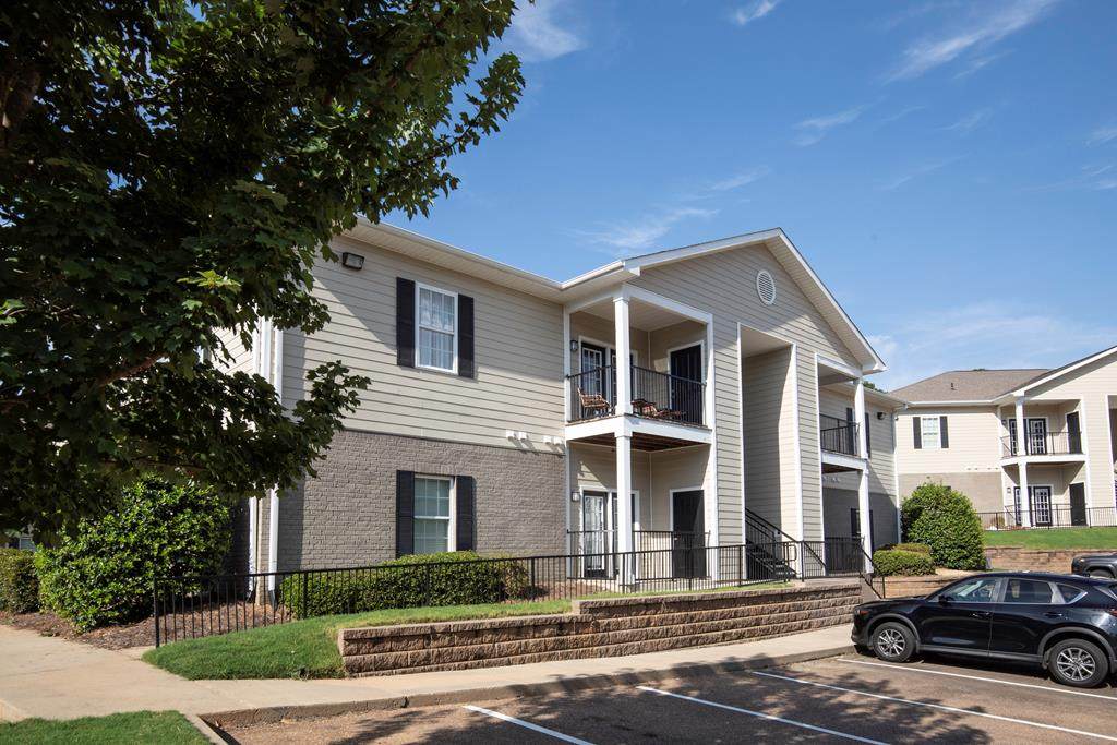 1021 Molly Barr Road, Unit 27 - Photo 1