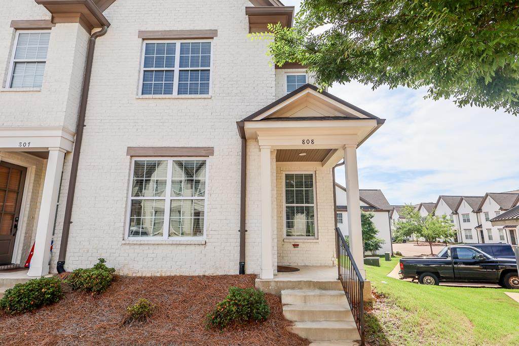 808 102 Farm View Dr - Photo 1