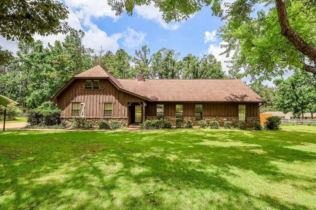 1528 Larhonda - Photo 1