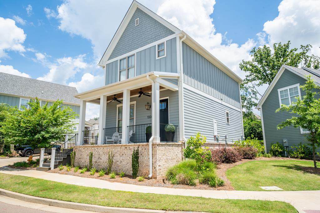 1324 Pleasant Drive - Photo 1