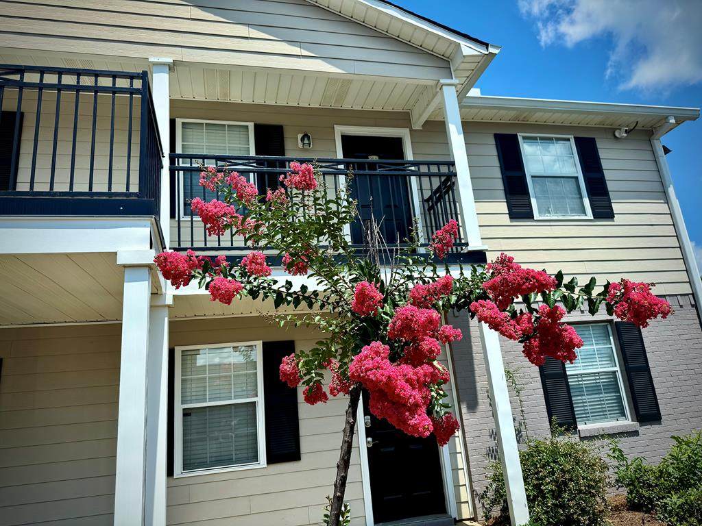 2112 Old Taylor Road #M8 - Photo 1