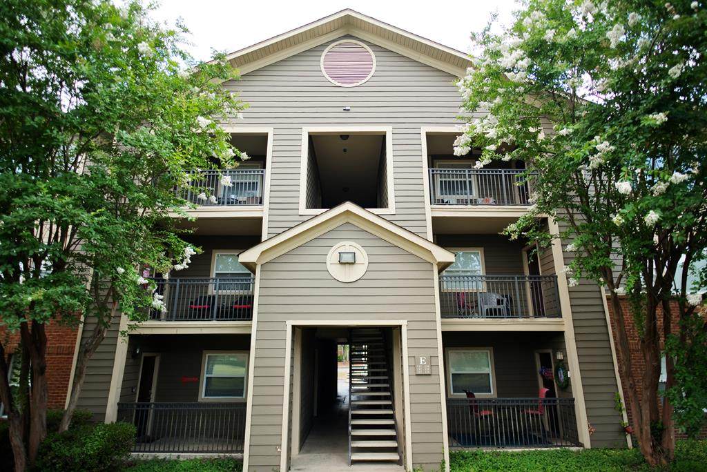2100 Old Taylor Road #320E - Photo 1