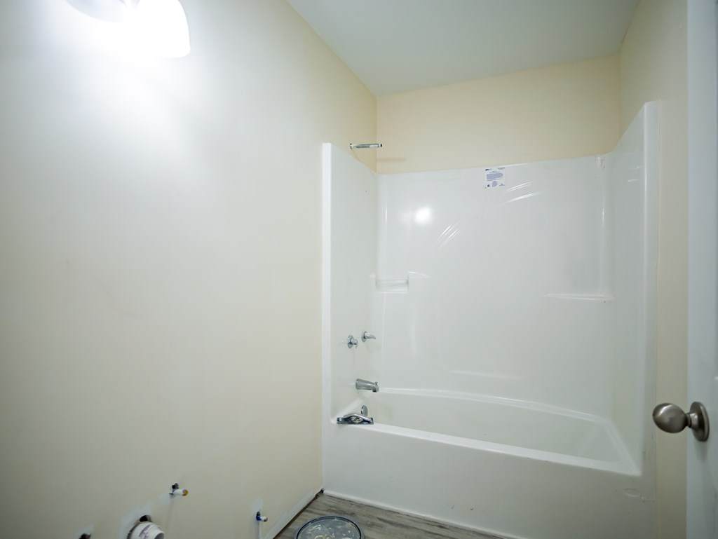 https://bt-photos.global.ssl.fastly.net/oxford/orig_boomver_1_167990-2.jpg