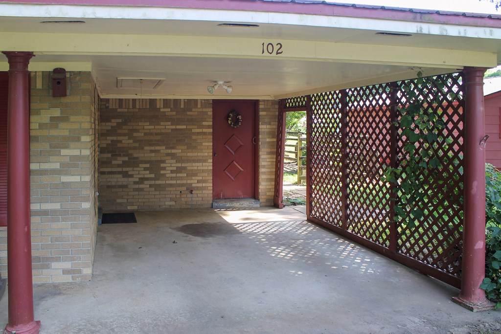 https://bt-photos.global.ssl.fastly.net/oxford/orig_boomver_1_168052-2.jpg