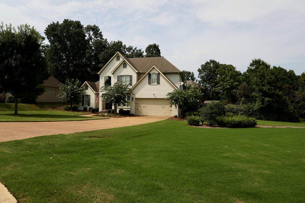 2124 Kingfisher Lane - Photo 1