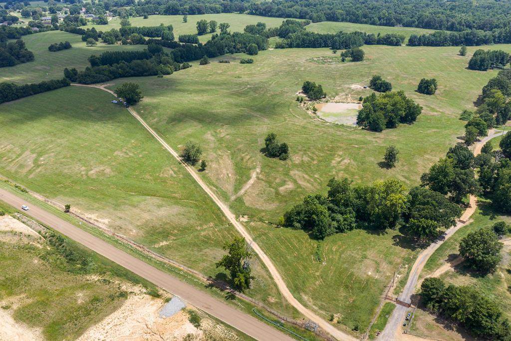 1000 Woolfolk Road - Photo 1