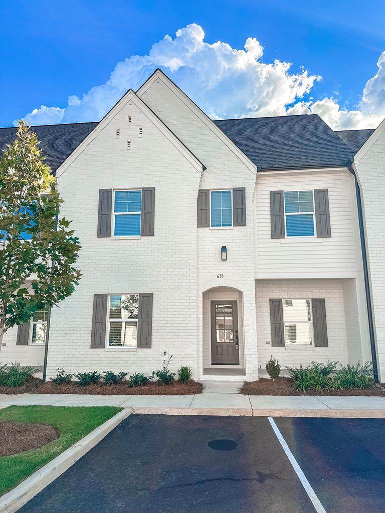638 Cottage Grove Circle - Photo 1