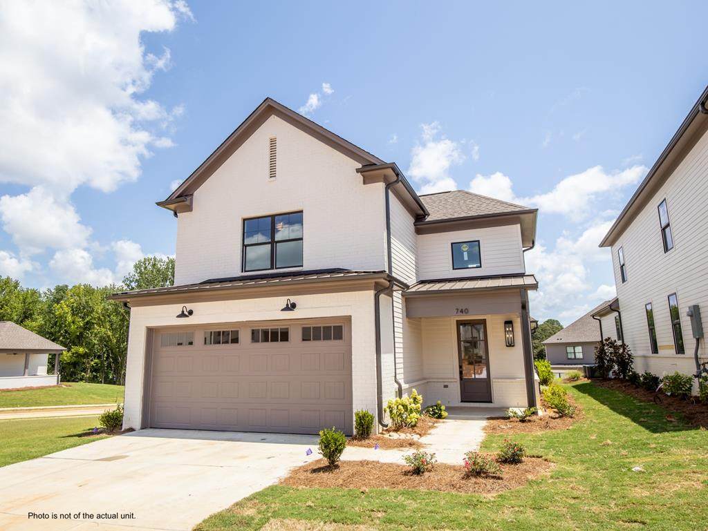 400 Stillwater - Photo 1