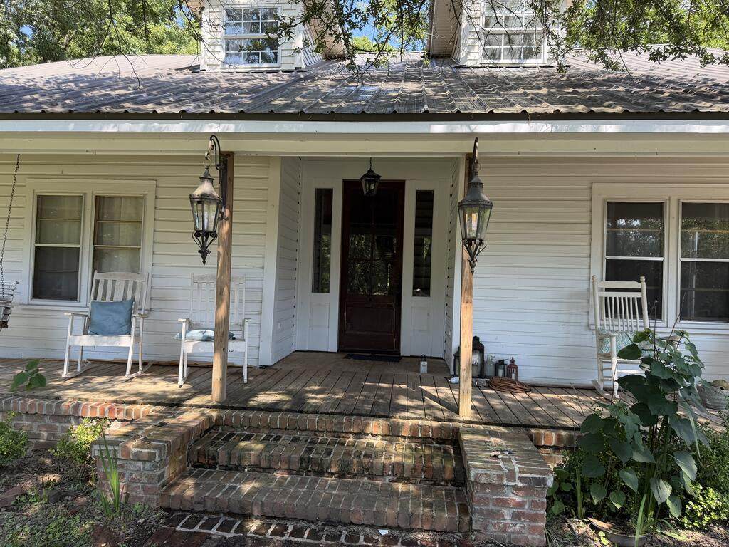 305 Hwy 331 - Photo 1
