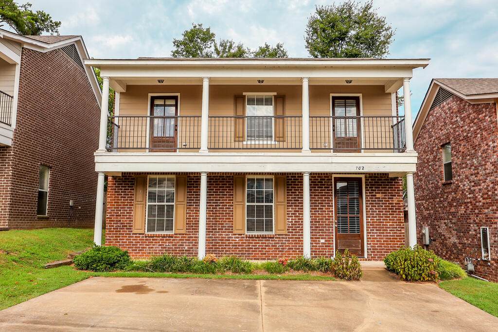 702 Southpointe Commons - Photo 1