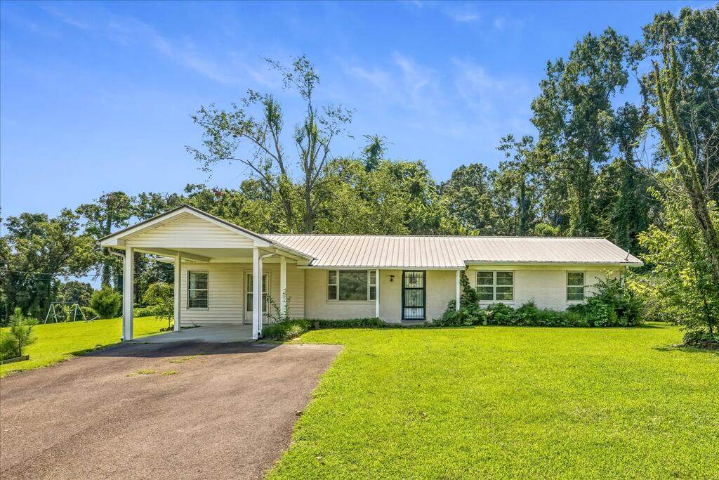 732 Hwy 30 - Photo 1