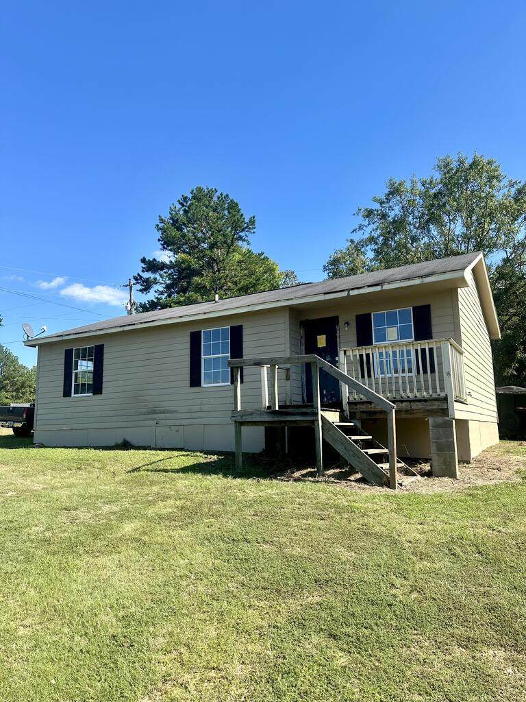 4776 County Road 82 - Photo 1