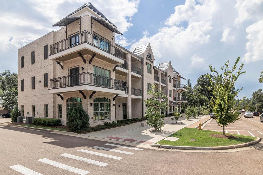 201 906 North Lamar - Photo 1
