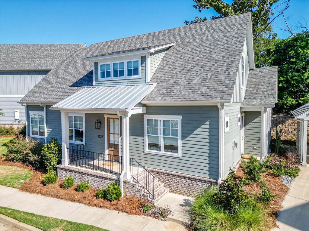 1322 Pleasant Drive - Photo 1